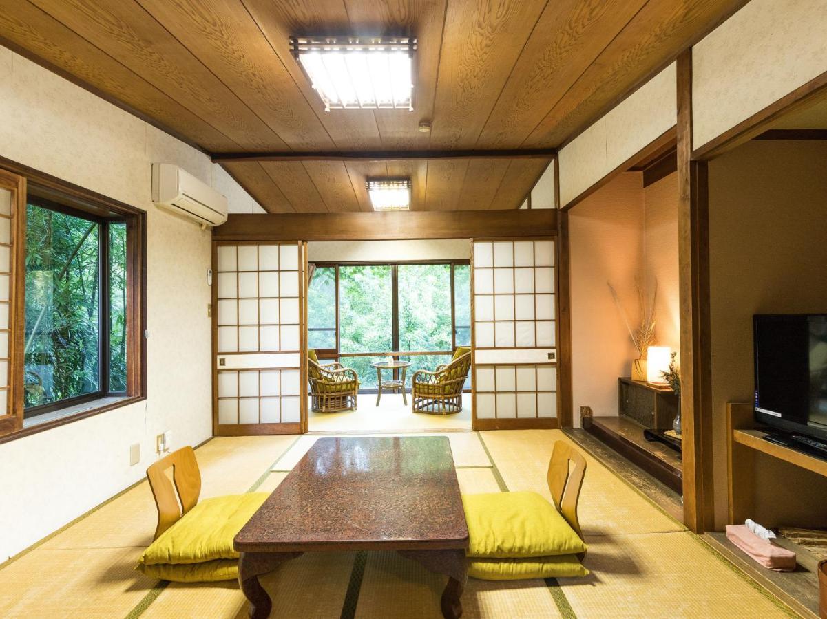 Tabist Shirasagi-Onsen Shirasagikan Hotel Toyota  Exterior photo